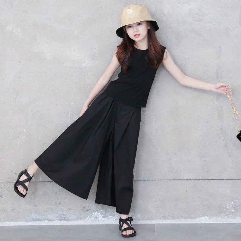 纯色背心/ 九分裙裤 Sleeveless Top/ Culottes in Black