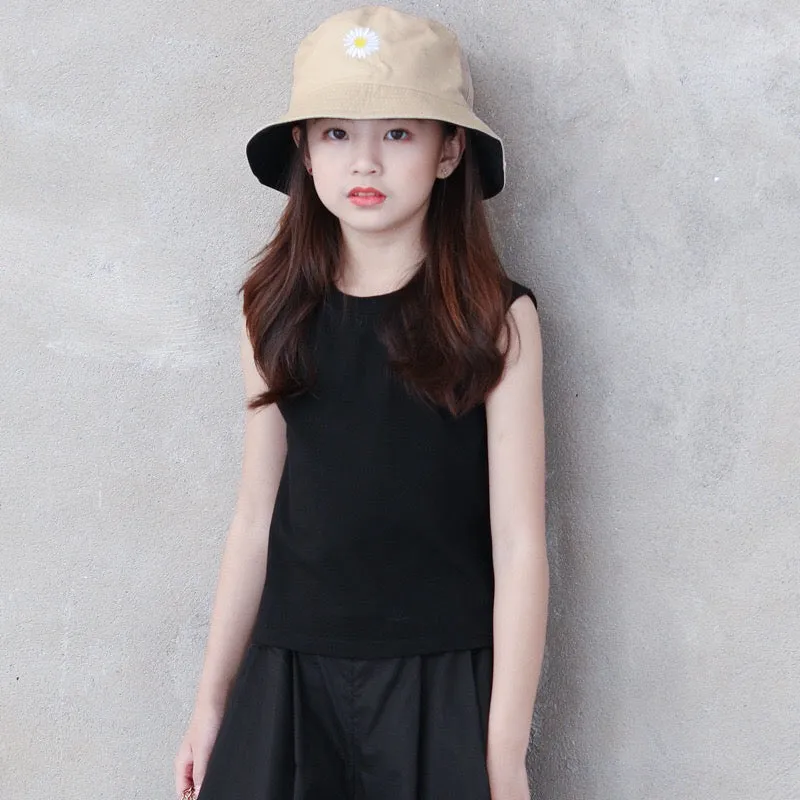 纯色背心/ 九分裙裤 Sleeveless Top/ Culottes in Black