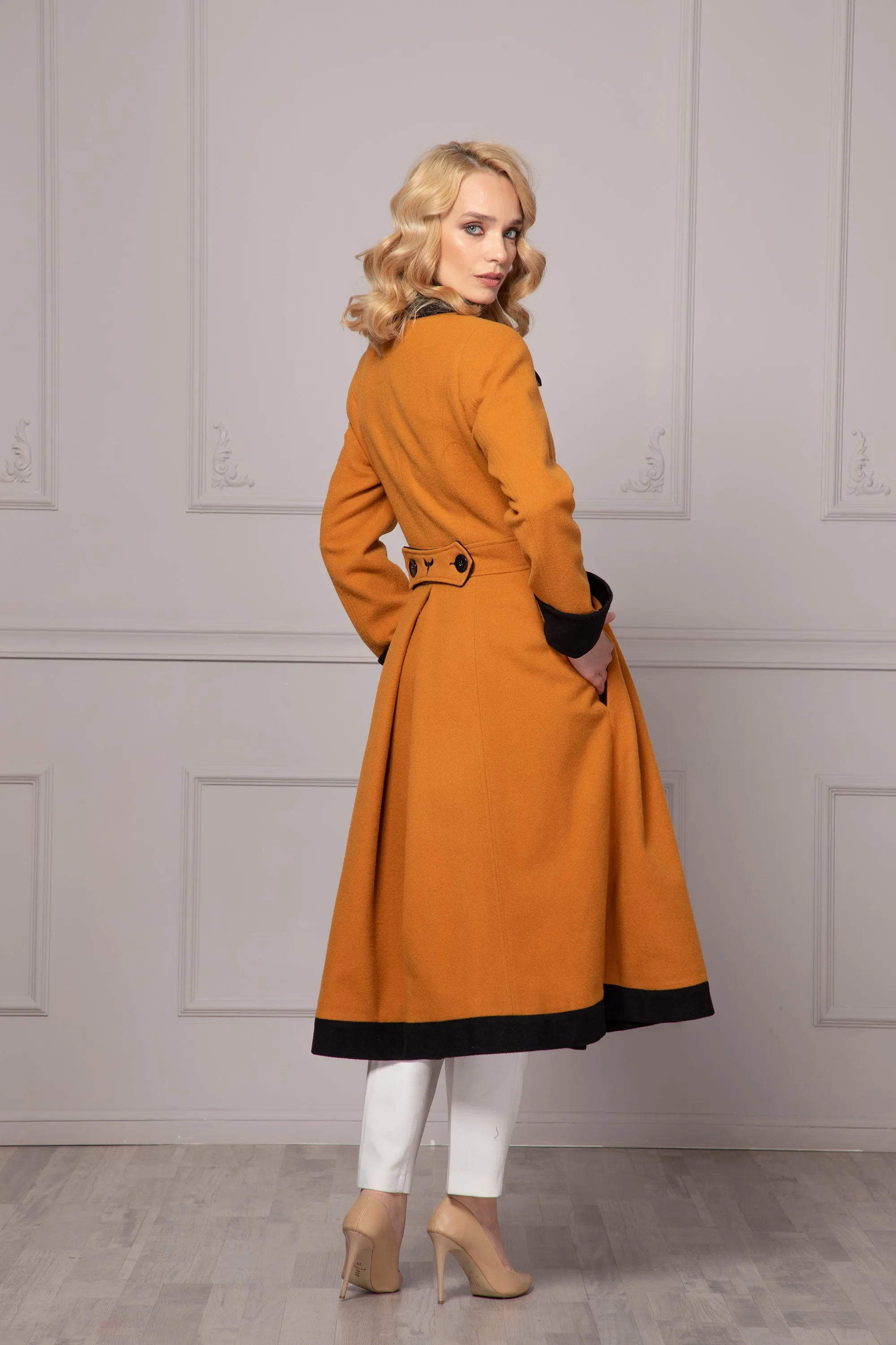 CUFFED LADIES COAT