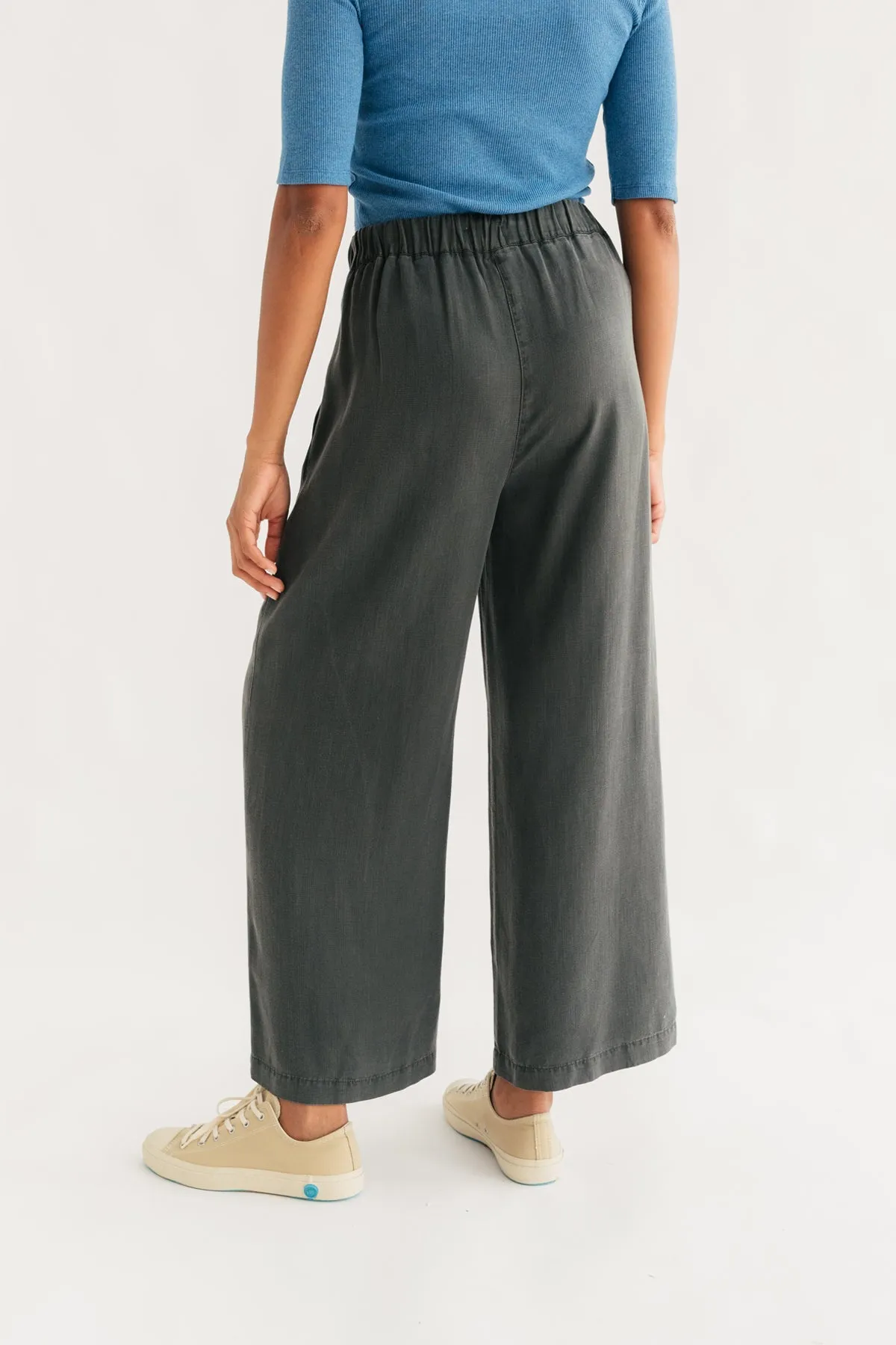 Nanpu Pants Dark Sand