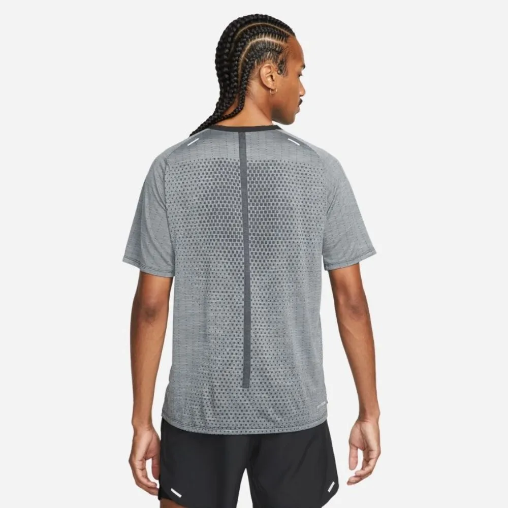 Nike Men's Dri-FIT ADV Techknit Ultra Short Sleeve