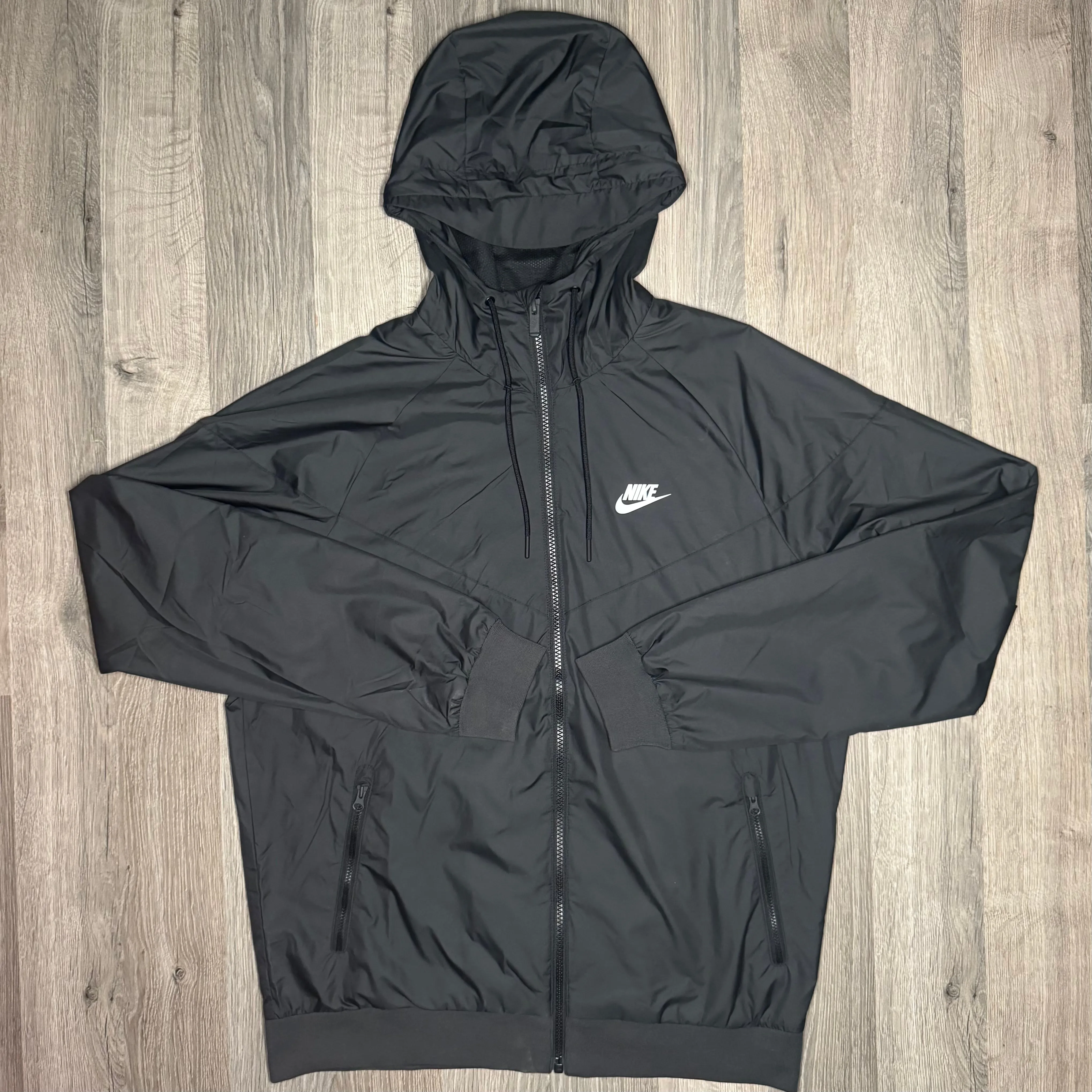 Nike Waterproof Windrunner - Black