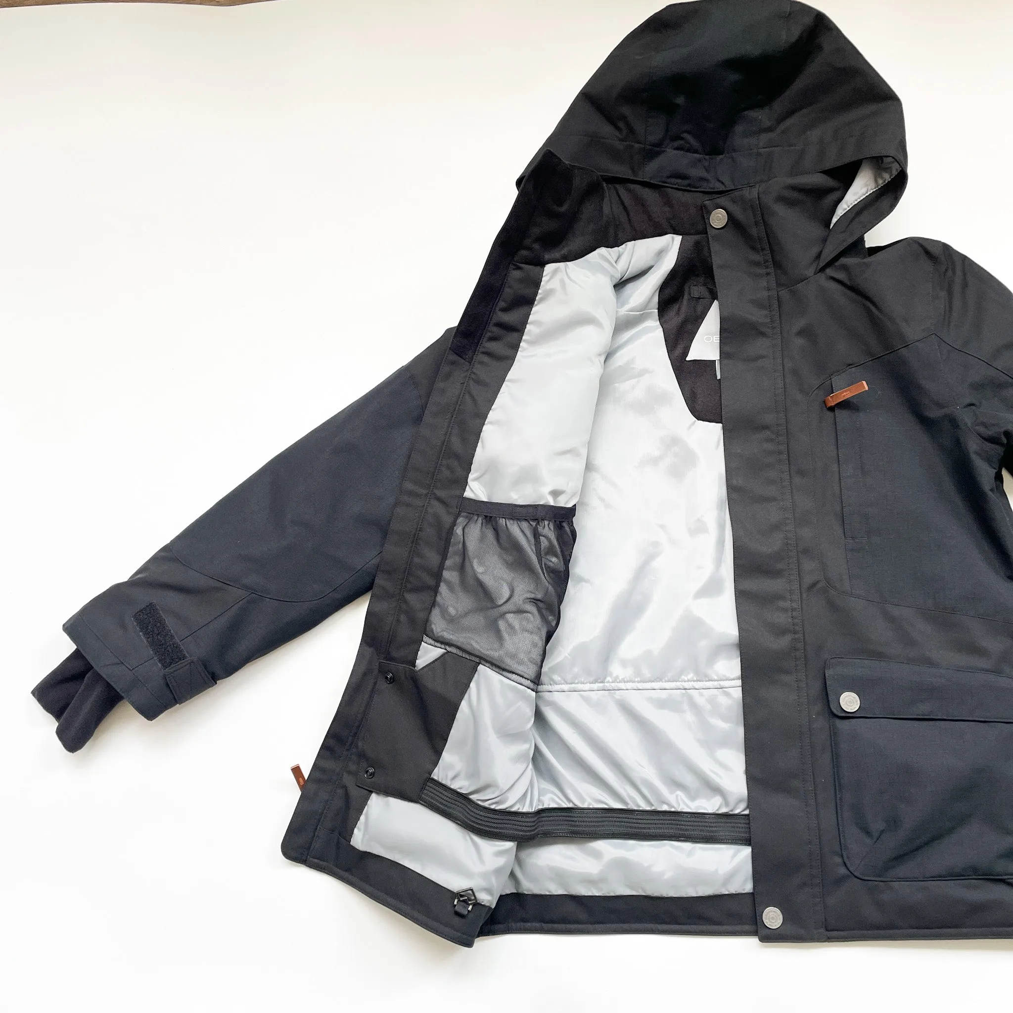 NWT  Obermeyer Jacket / Size 10-12Y