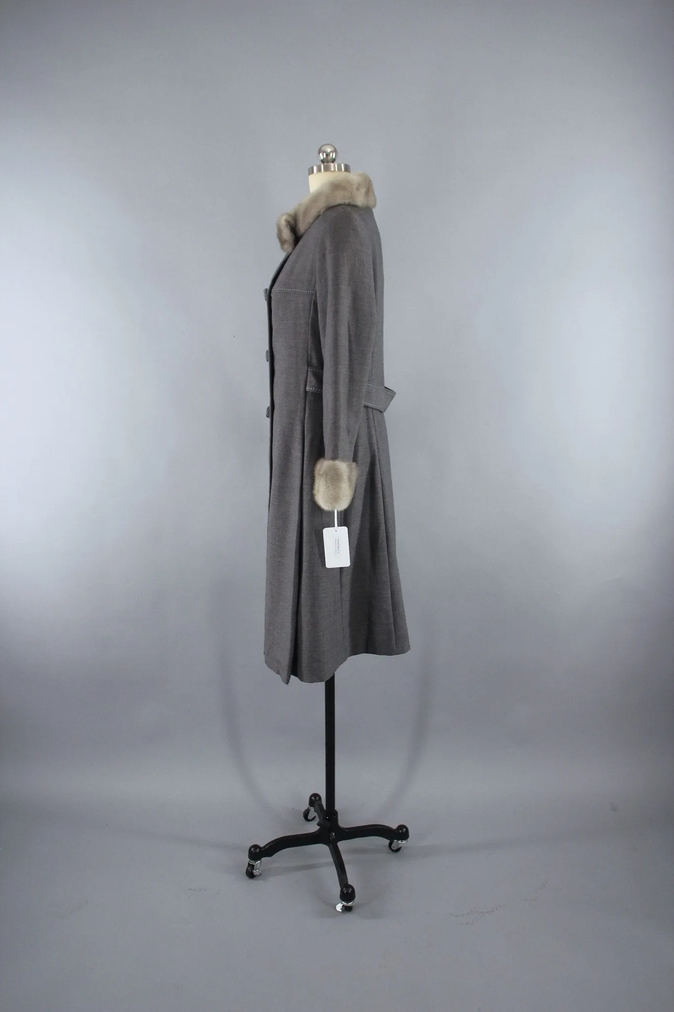 Vintage 1960s Holly Poplin Grey Wool Coat with Fur Trim